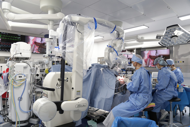 脳卒中治療が得意な宇都宮記念病院 脳神経外科の器械の写真